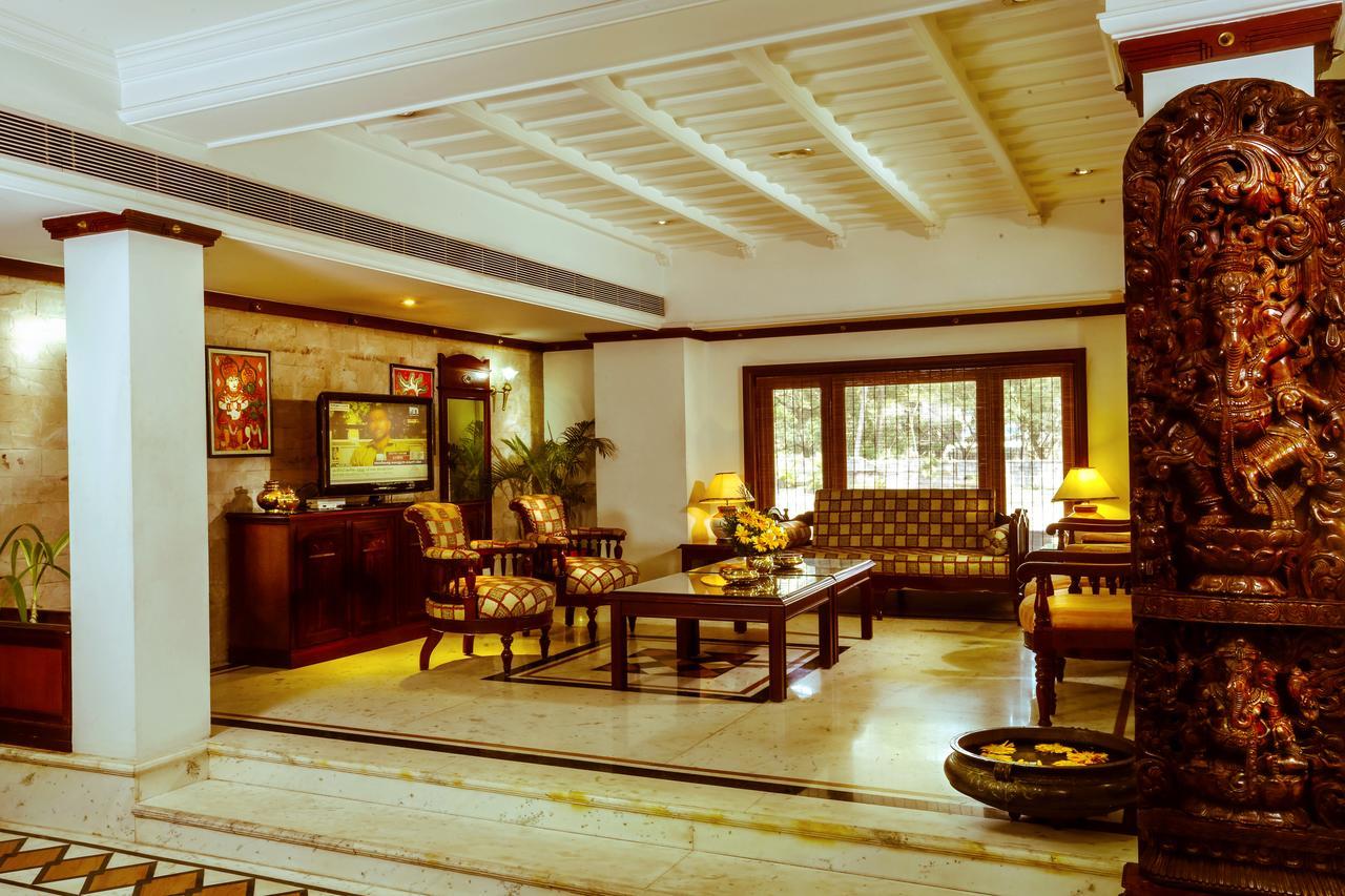 Krishna Inn Guruvayur Exterior photo