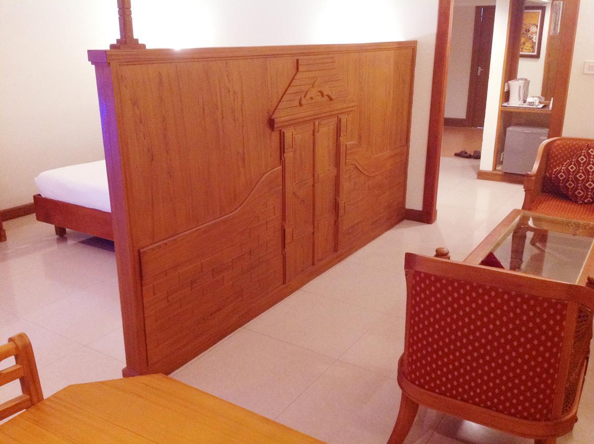 Krishna Inn Guruvayur Exterior photo